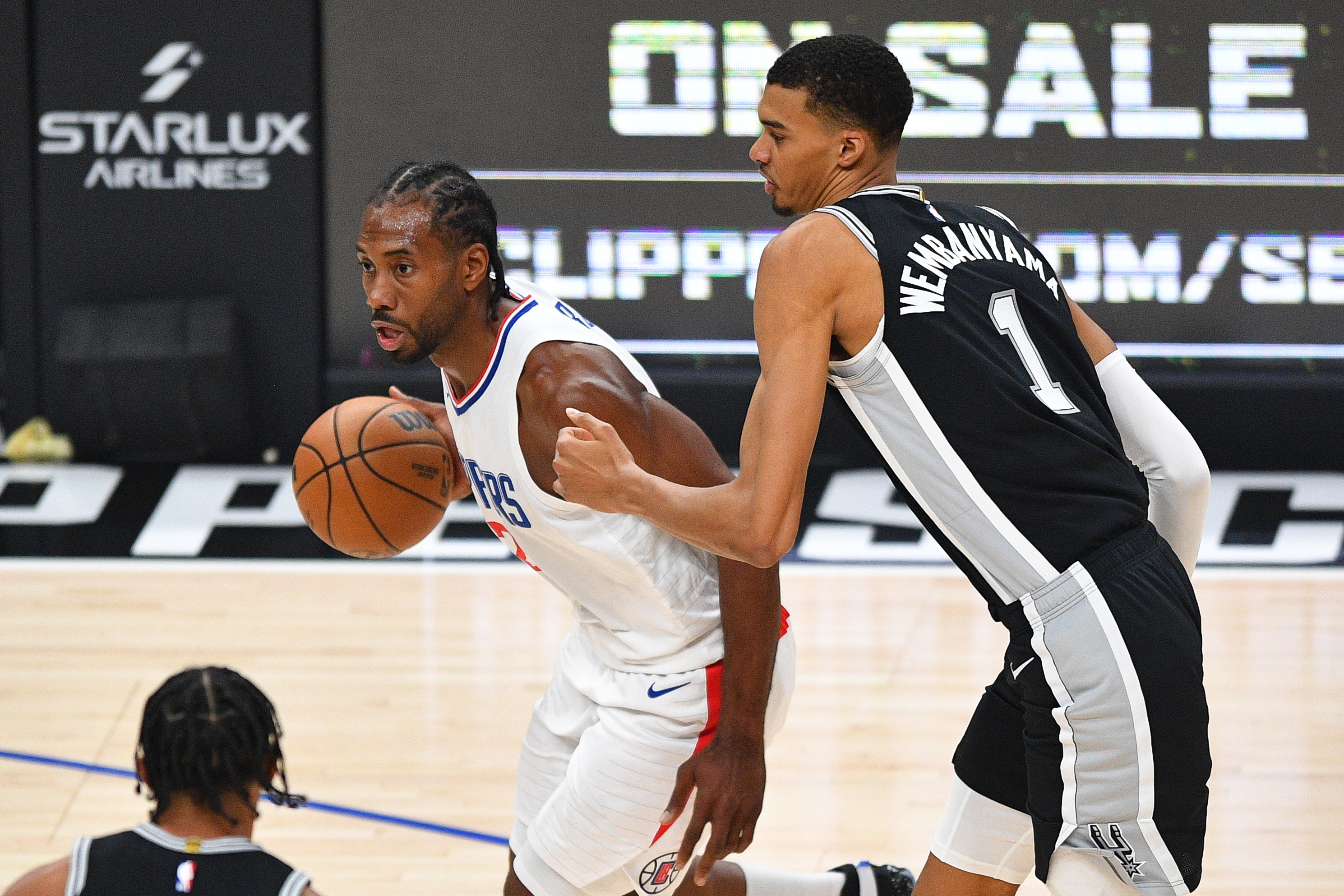 开云官网-伦纳德表现比肩SGA&amp;文班&amp;约基奇 谁都不会想在季后赛首轮面对快船